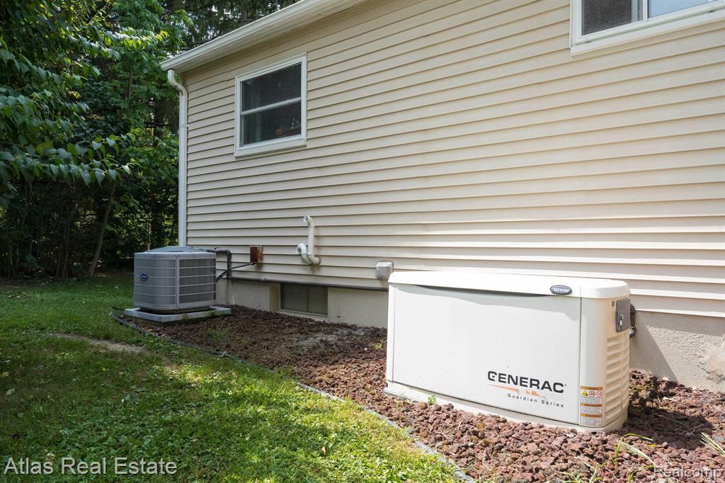 5067 Walker Road Davison, MI 48423 - Photo 12 of 44