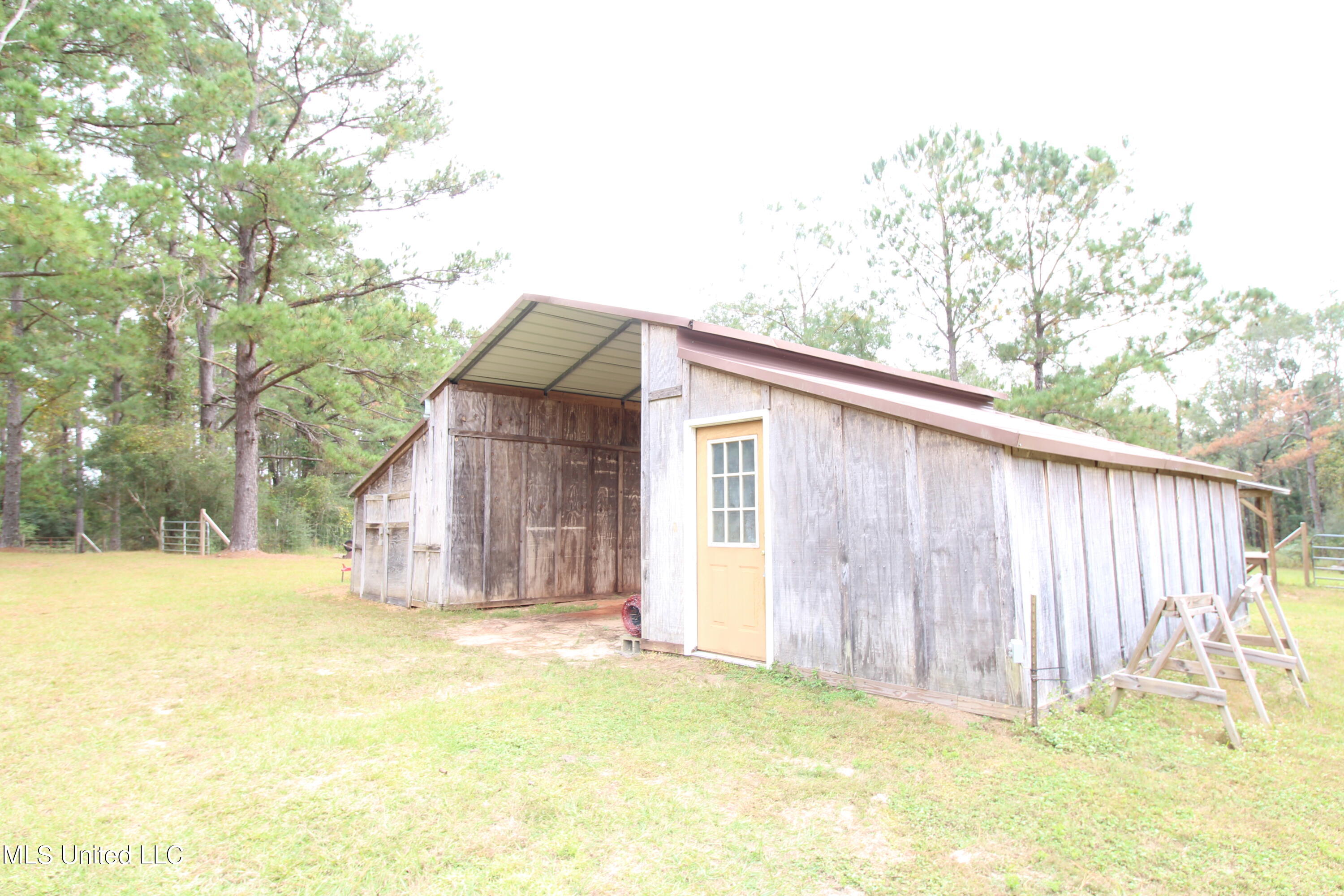 203 Will Howell Road Lucedale, MS 39452 - Photo 20 of 22 IMG_2598