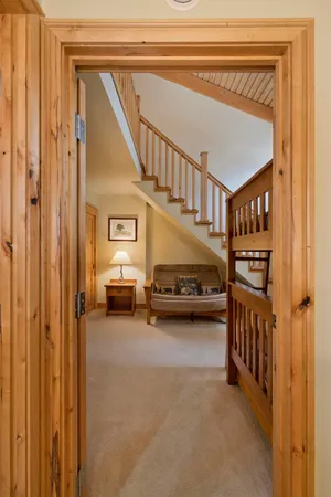 $820,000 | 2252 Meridian Boulevard, Unit 32, Mammoth Lakes, CA 93546