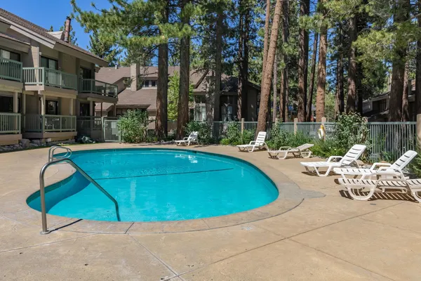 $820,000 | 2252 Meridian Boulevard, Unit 32, Mammoth Lakes, CA 93546
