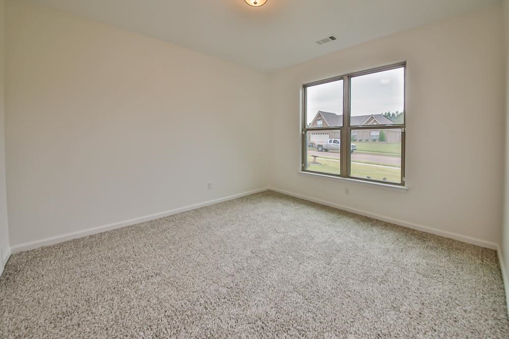 6839 Hare Pointe Bartlett, TN 38002 - Photo 24 of 35 an empty room with a window