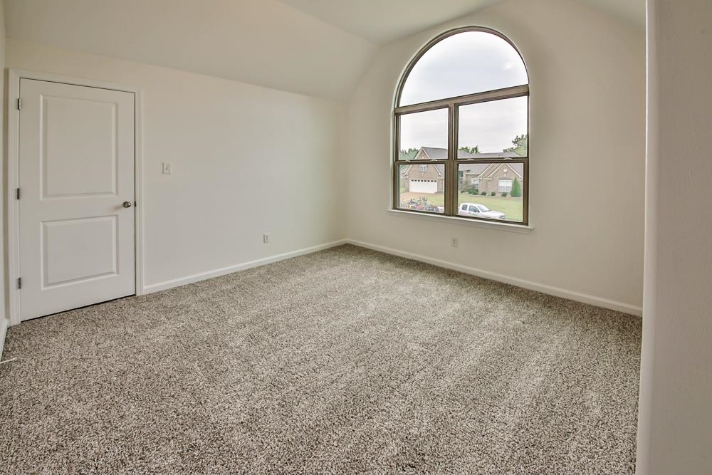 6839 Hare Pointe Bartlett, TN 38002 - Photo 25 of 35 an empty room with windows