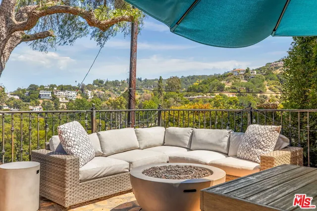 $1,998,000 | 3942 Glenridge Drive, Sherman Oaks, CA 91423