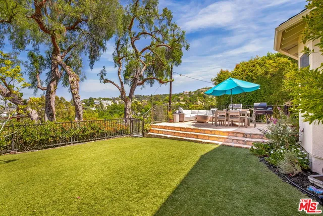 $1,998,000 | 3942 Glenridge Drive, Sherman Oaks, CA 91423