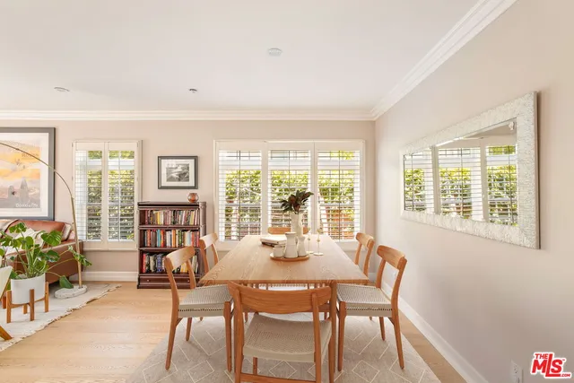 $1,998,000 | 3942 Glenridge Drive, Sherman Oaks, CA 91423