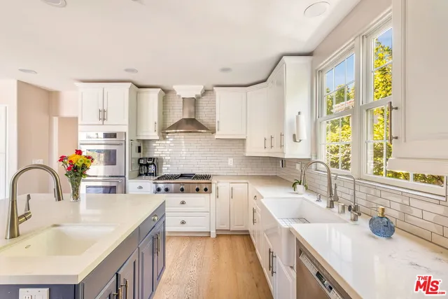 $1,998,000 | 3942 Glenridge Drive, Sherman Oaks, CA 91423