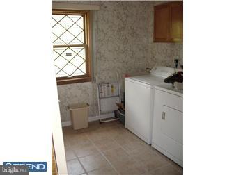 2637 Southampton Road Philadelphia, PA 19116 - Photo 9 of 12 Gallery Image 9