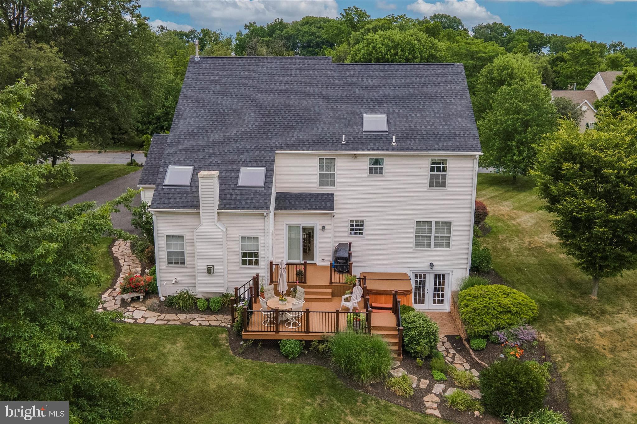 402 Sunny Ridge Road Gilbertsville, PA 19525 - Photo 9 of 52 Gallery Image 9