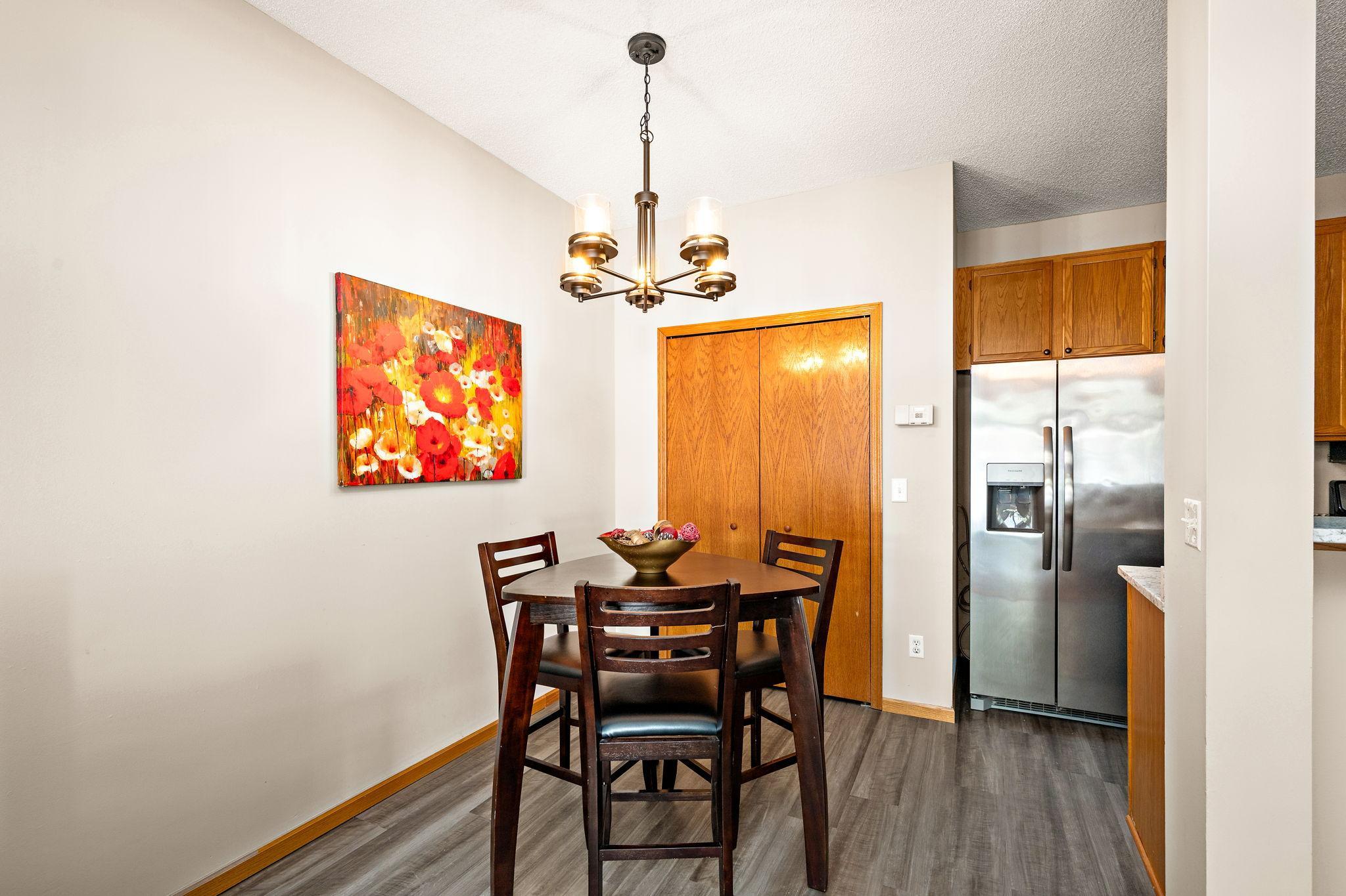 8581 Cortland Road Eden Prairie, MN 55344 - Photo 8 of 22