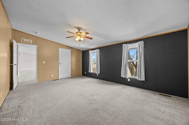 $209,900 | 115 Patsy Lane, Hubert, NC 28539