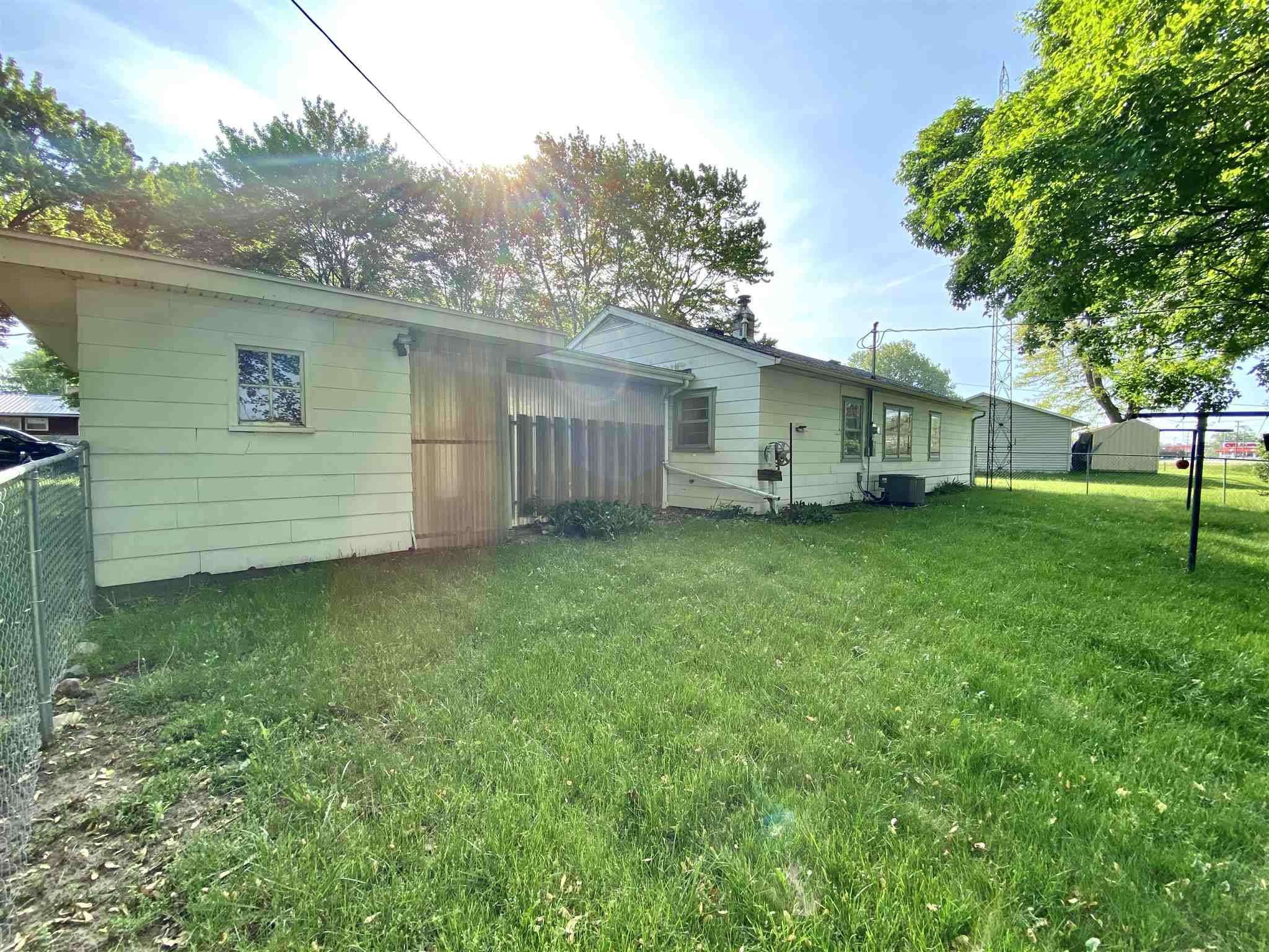 1606 Sunset Drive Rochester, IN 46975 - Photo 16 of 18