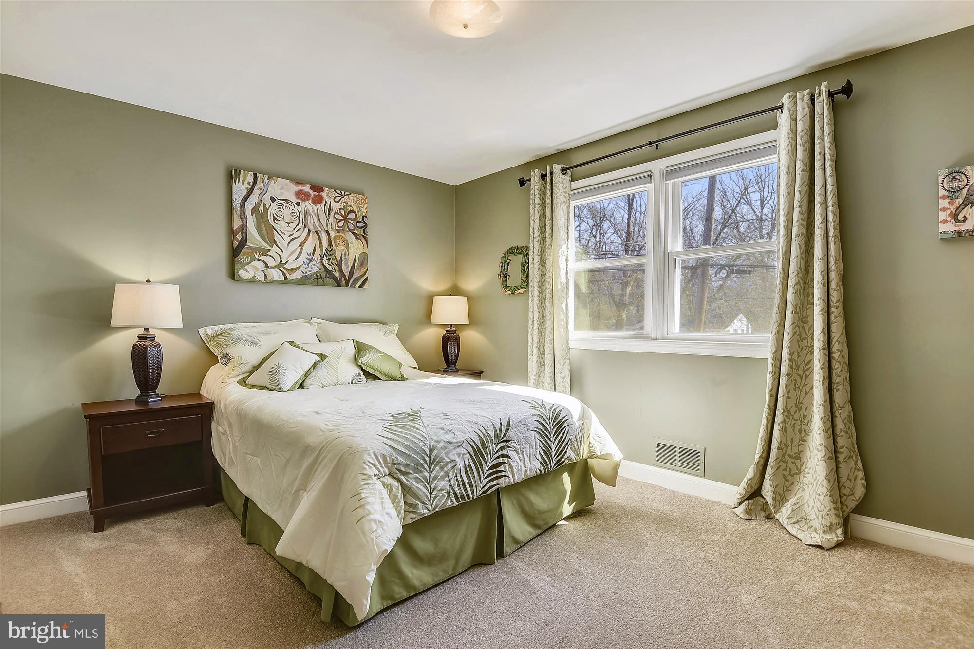 2909 Plyers Mill Road Silver Spring, MD 20902 - Photo 11 of 30 Bedroom