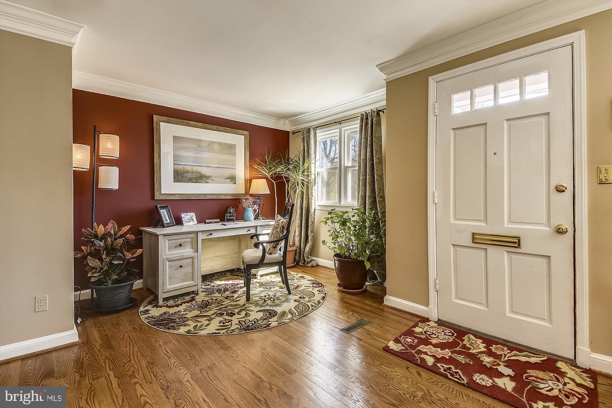 2909 Plyers Mill Road Silver Spring, MD 20902 - Photo 4 of 30 Living Room