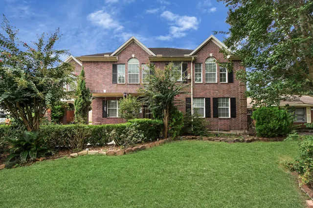 $575,000 | 11023 Maize Lane, Houston, TX 77041