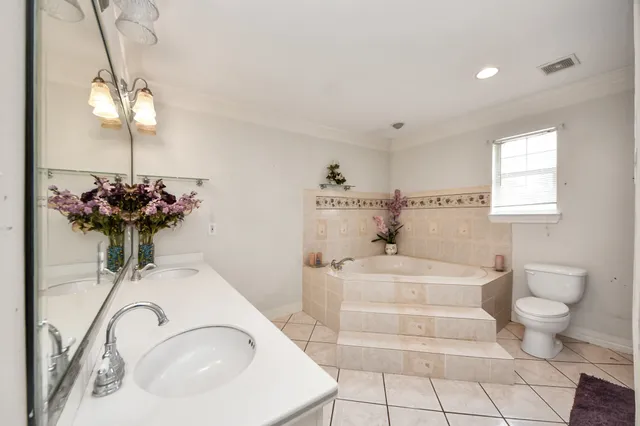 $575,000 | 11023 Maize Lane, Houston, TX 77041