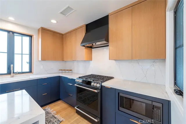 $5,500 | 1204 Pecan Avenue, Huntington Beach, CA 92648