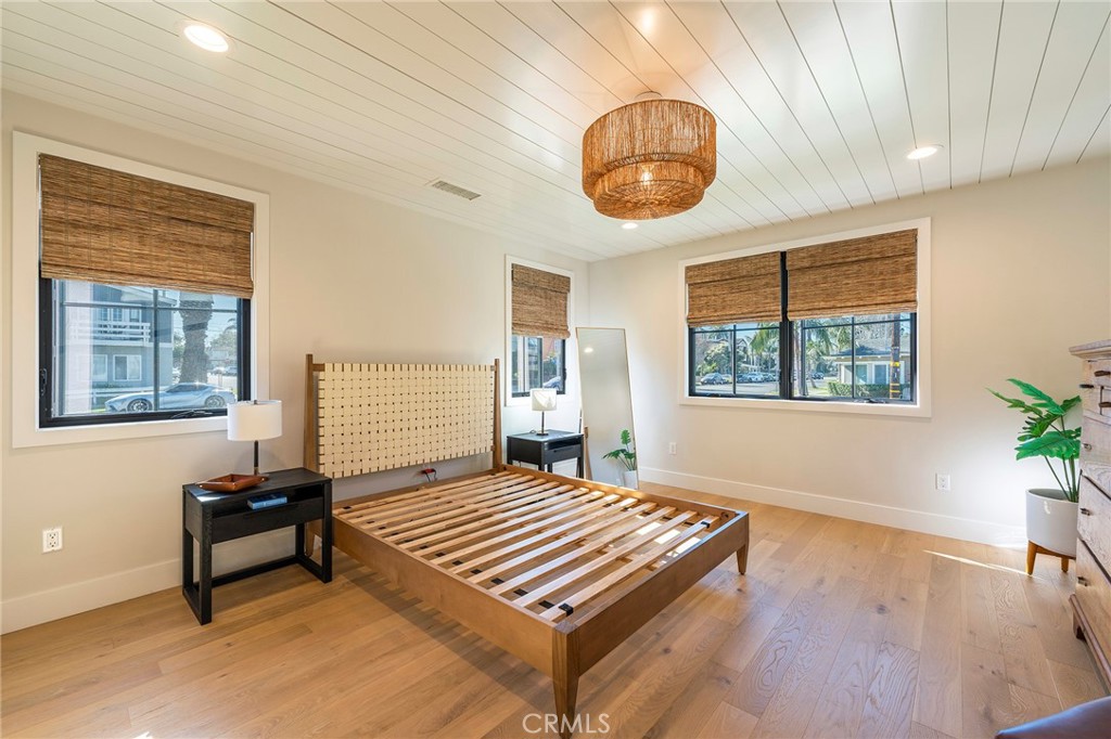 1204 Pecan Avenue Huntington Beach, CA 92648 - Photo 17 of 28