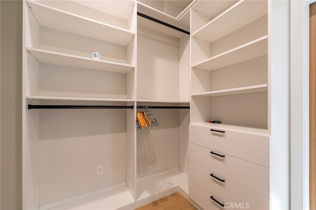 1204 Pecan Avenue Huntington Beach, CA 92648 - Photo 20 of 28