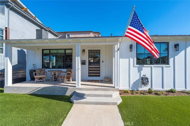 $5,500 | 1204 Pecan Avenue, Huntington Beach, CA 92648