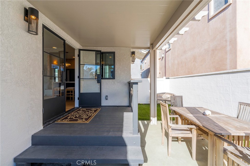 1204 Pecan Avenue Huntington Beach, CA 92648 - Photo 23 of 28