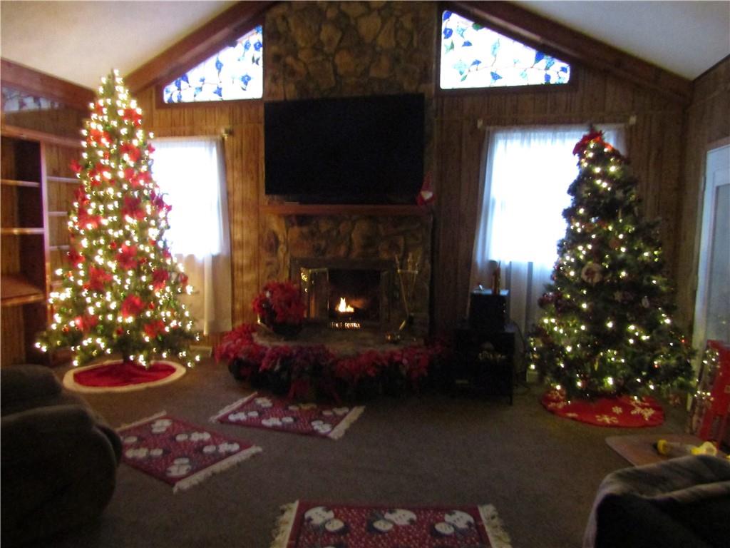 207 Morley Road Dilliner, PA 15327 - Photo 3 of 22 Family room