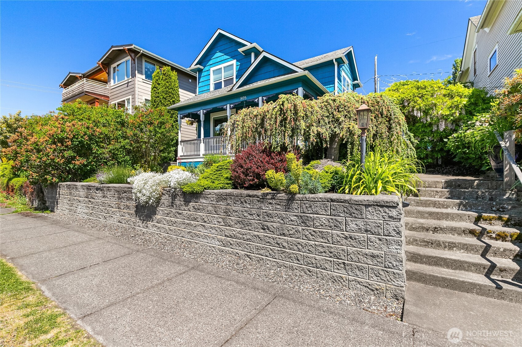 805 11th Street Bellingham, WA 98225 - Photo 2 of 35