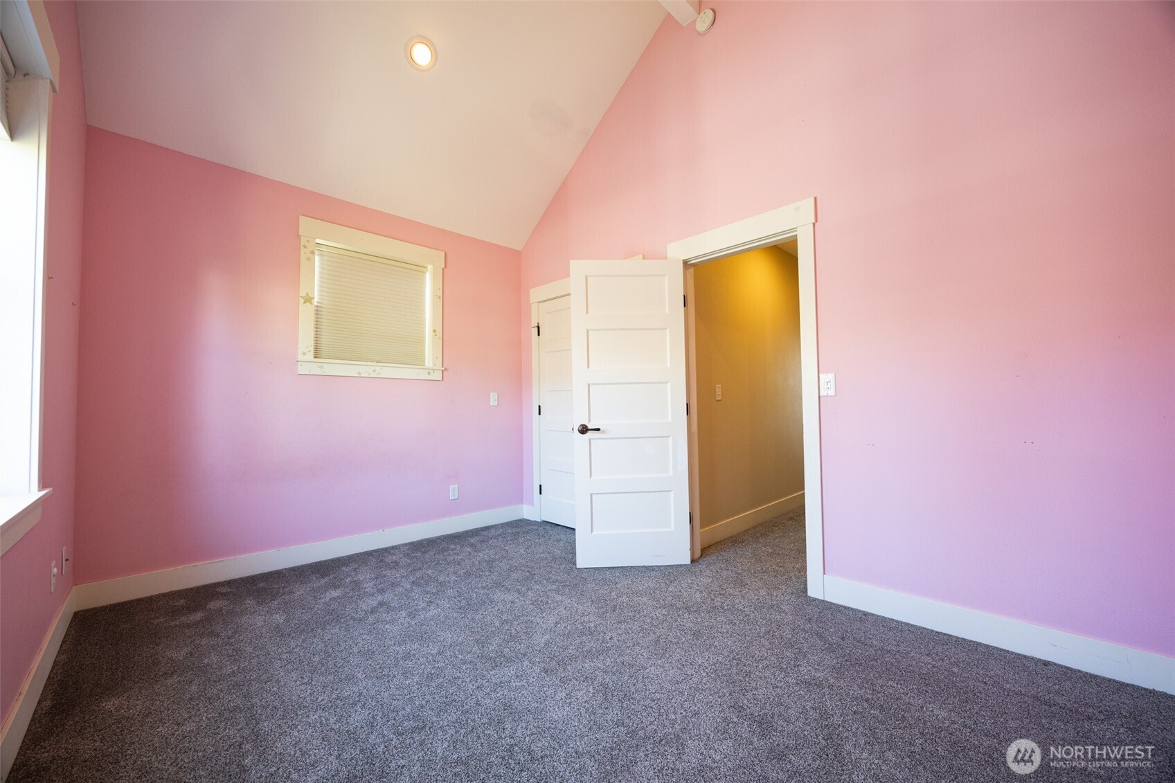 805 11th Street Bellingham, WA 98225 - Photo 23 of 35