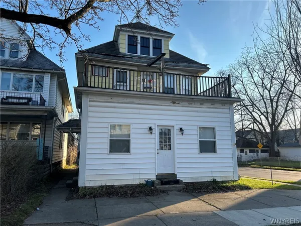 $189,900 | 114 Heath Street, Buffalo, NY 14214