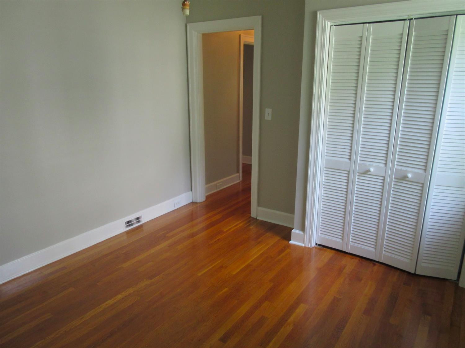 238 McDowell Road, Unit 2 Lexington, KY 40502 - Photo 16 of 32 Listing Photo