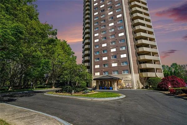 $229,000 | 1501 Clairmont Road, Unit 224, Decatur, GA 30033