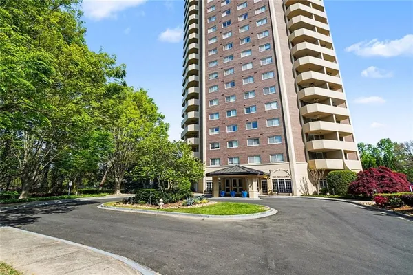 $229,000 | 1501 Clairmont Road, Unit 224, Decatur, GA 30033