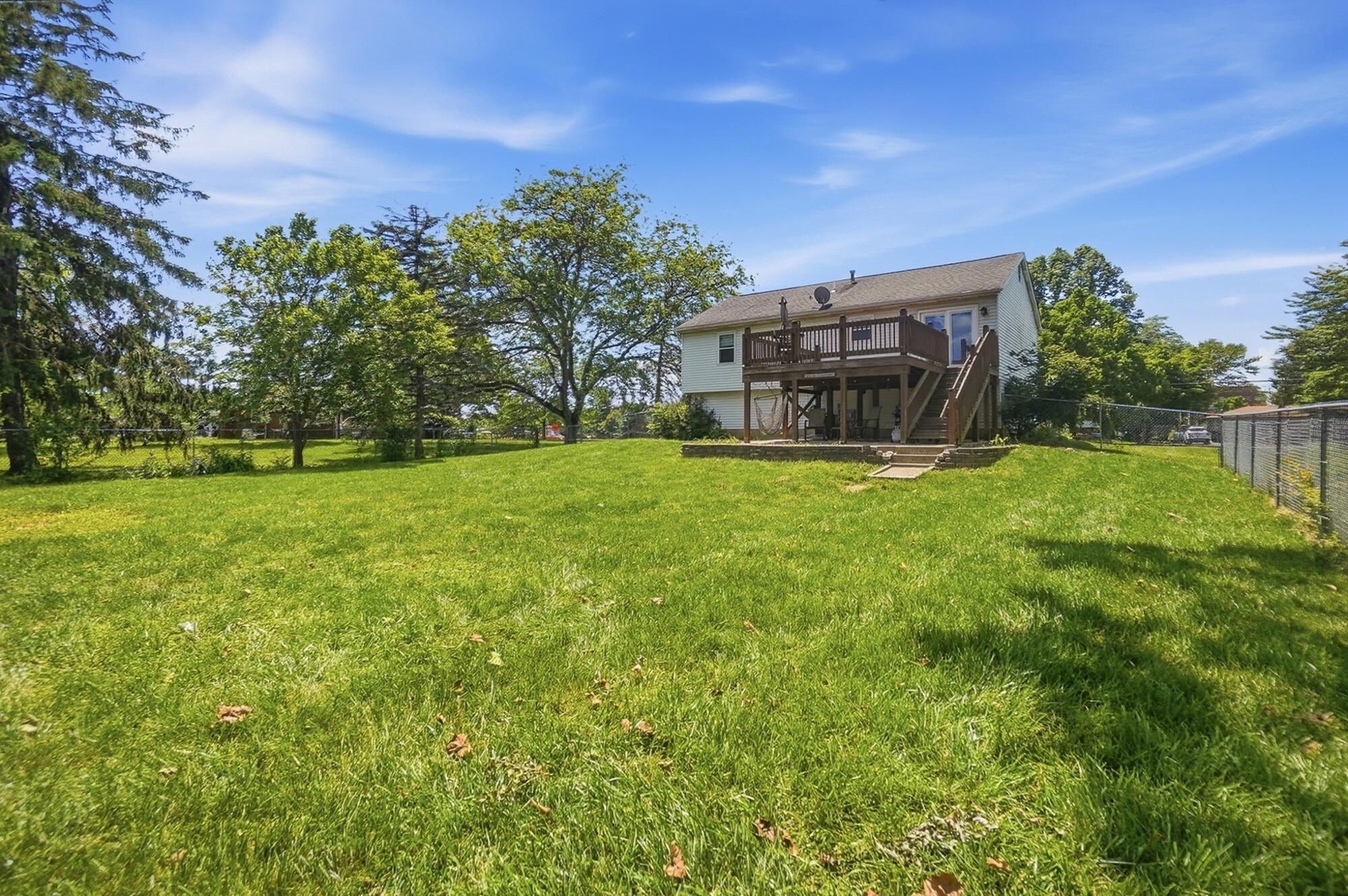 5460 Hoover Road Grove City, OH 43123 - Photo 41 of 43 054
