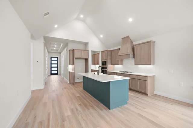 $504,892 | 9975 Monarch Lndg Cove, Willis, TX 77318