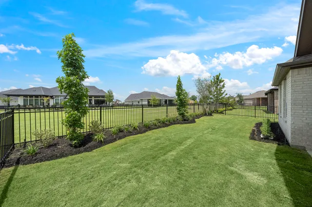 $504,892 | 9975 Monarch Lndg Cove, Willis, TX 77318