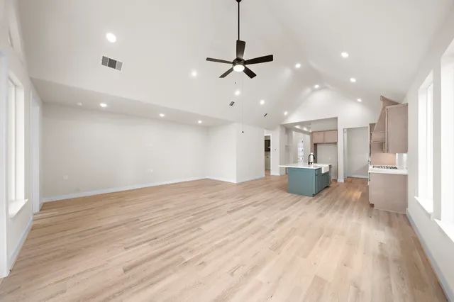 $504,892 | 9975 Monarch Lndg Cove, Willis, TX 77318