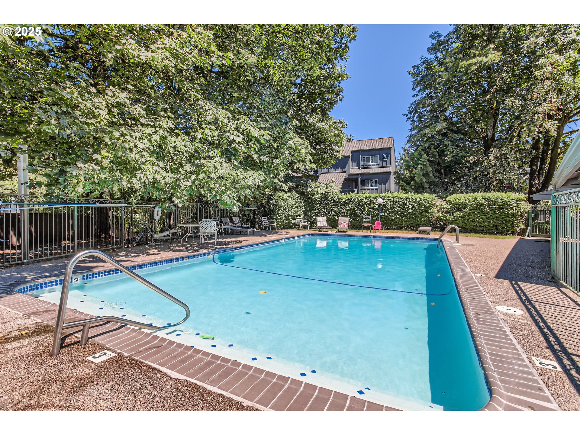 110 Kingsgate Road Lake Oswego, OR 97035 - Photo 28 of 38 Gallery Image 28