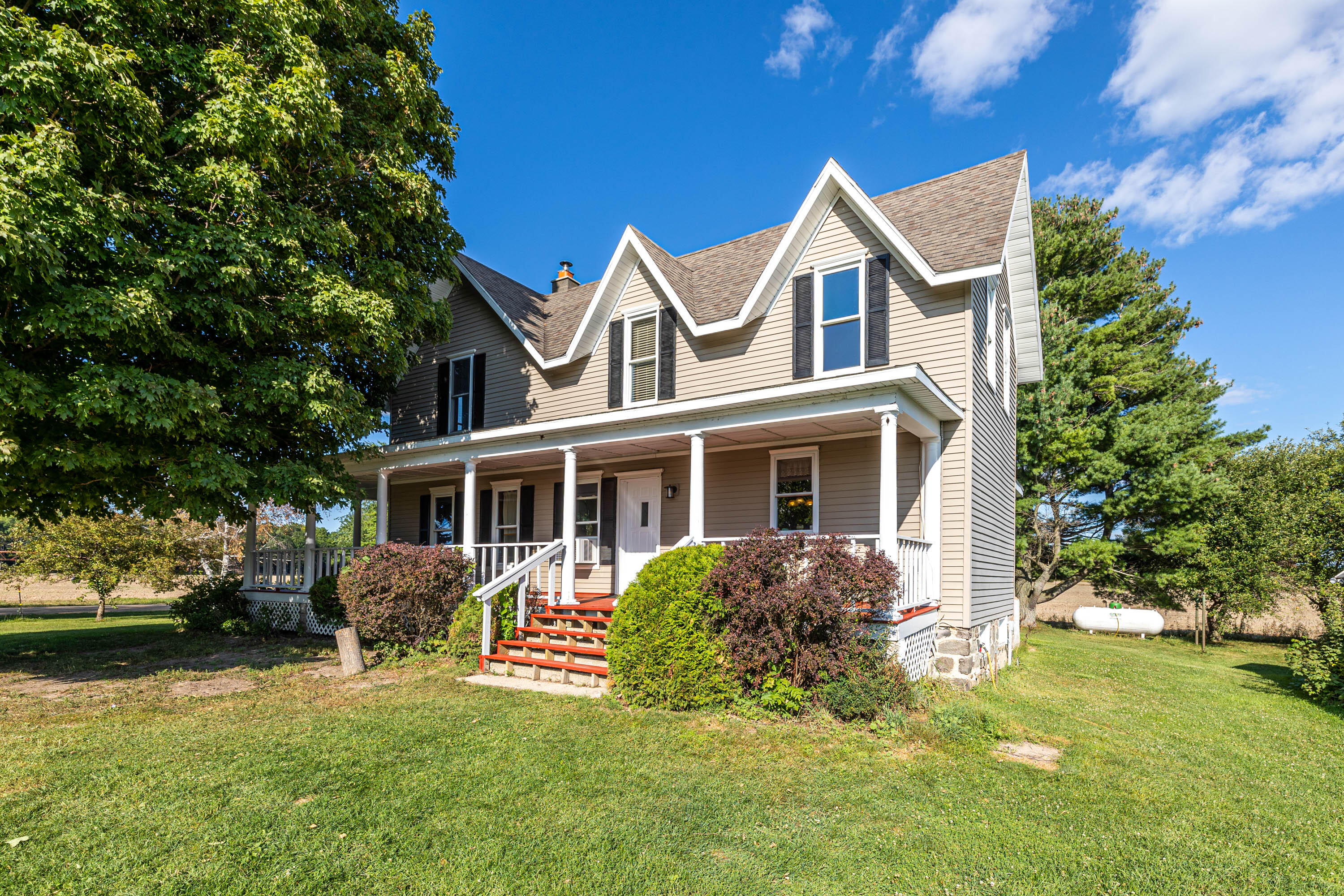 18621 Coral Road Pierson, MI 49339 - Photo 4 of 28 5L7A2704