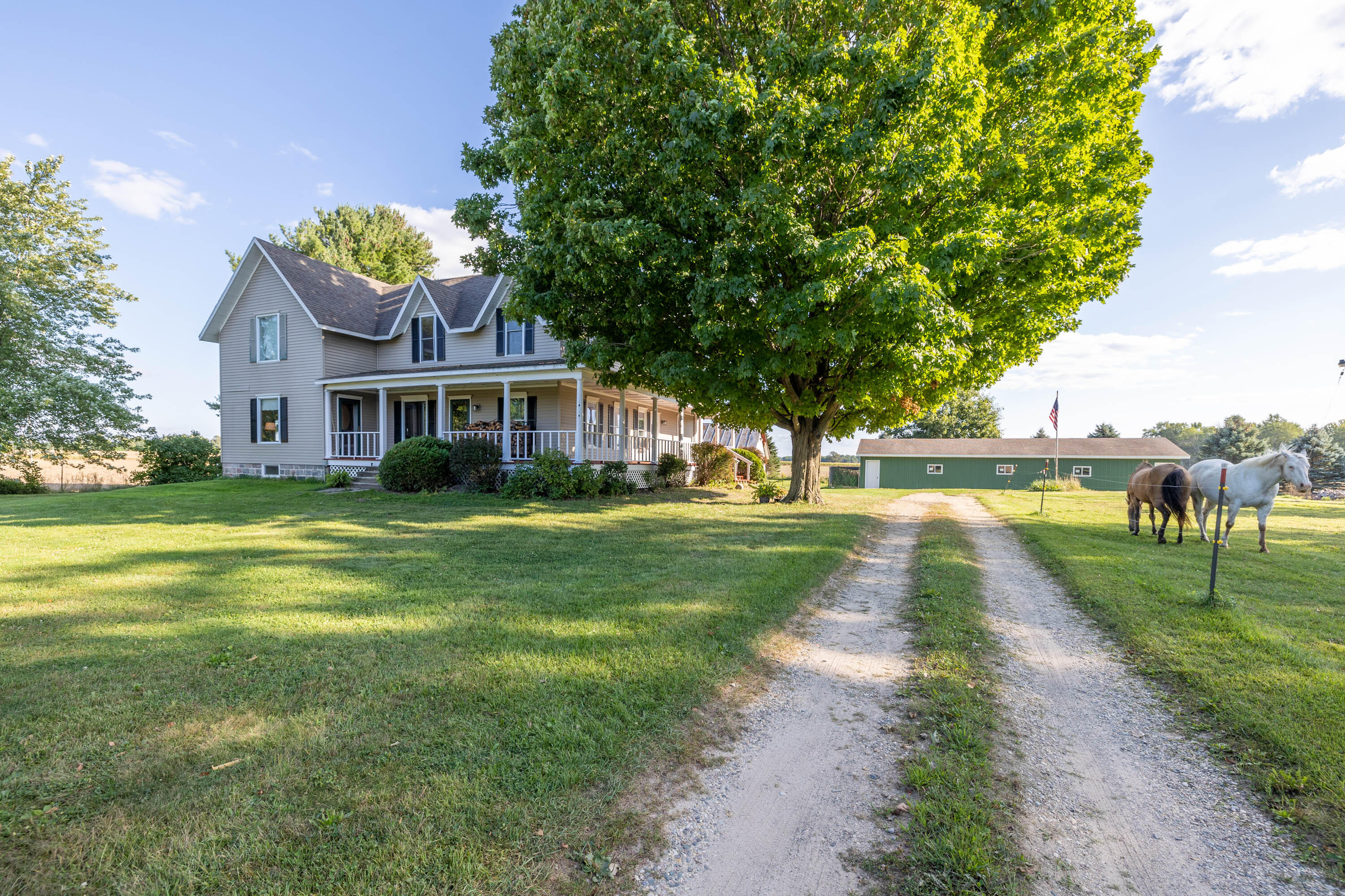 18621 Coral Road Pierson, MI 49339 - Photo 7 of 28 5L7A2811