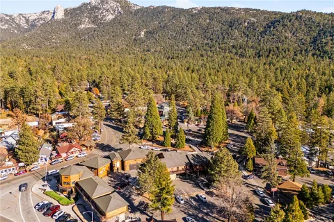 $415,000 | 54830 South Circle Drive, Idyllwild, CA 92549