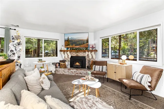 $415,000 | 54830 South Circle Drive, Idyllwild, CA 92549