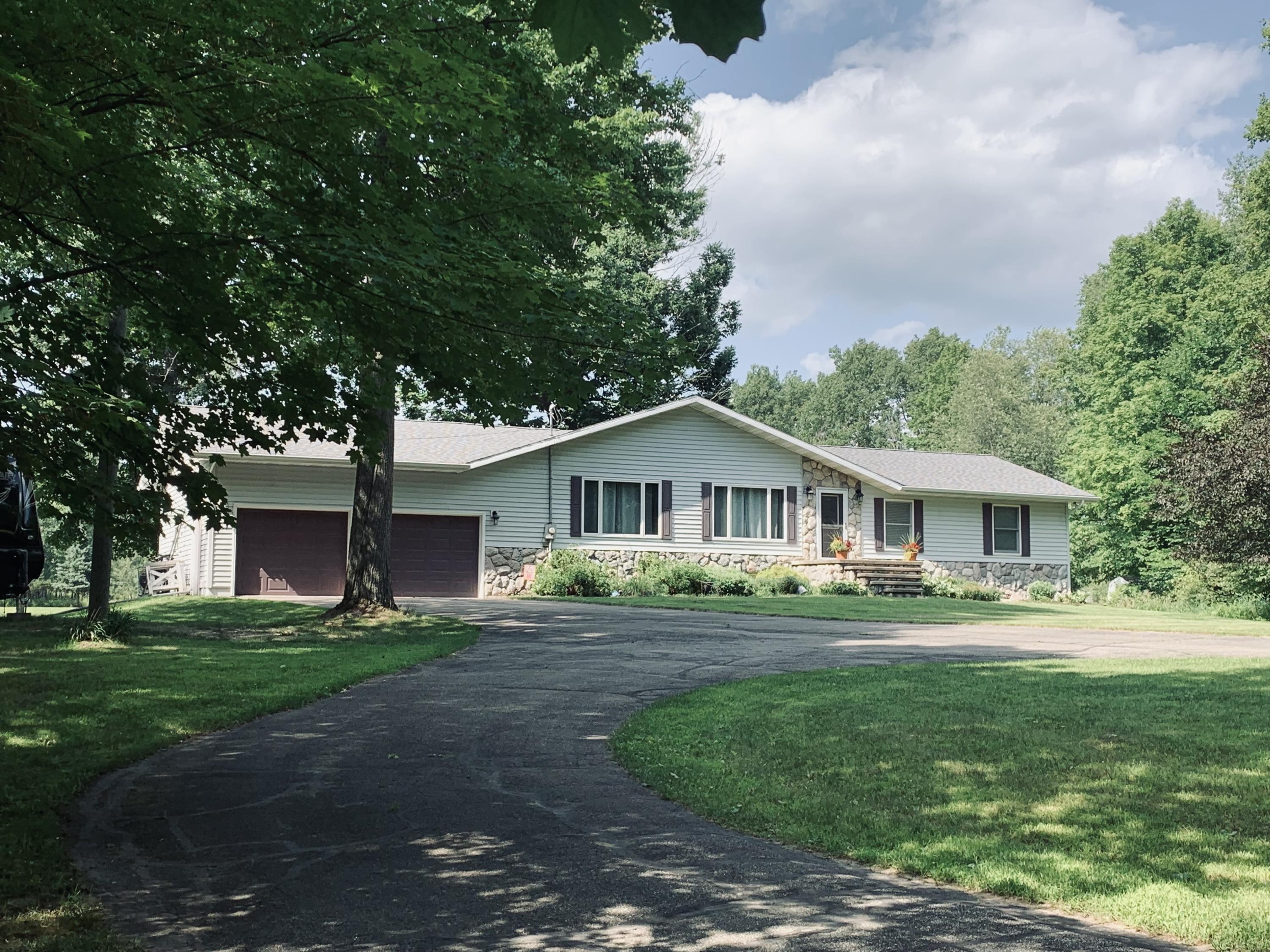 4300 Cutler Road Six Lakes, MI 48886 - Photo 1 of 18 IMG_E0932
