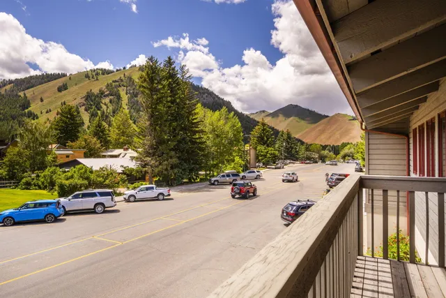 $2,995,000 | 111 6th Street East, Ketchum, ID 83340