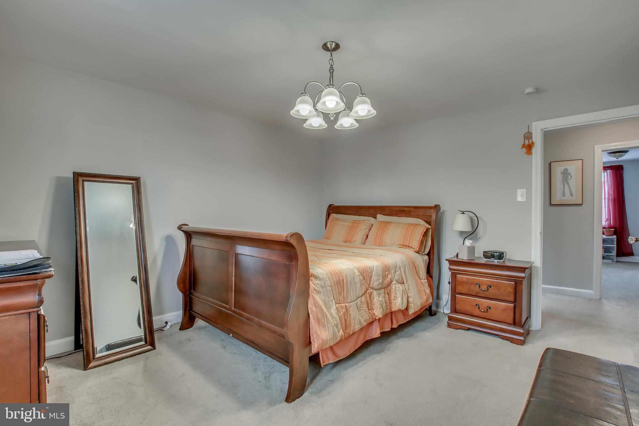 1369 Farrington Road Philadelphia, PA 19151 - Photo 11 of 22 Gallery Image 11