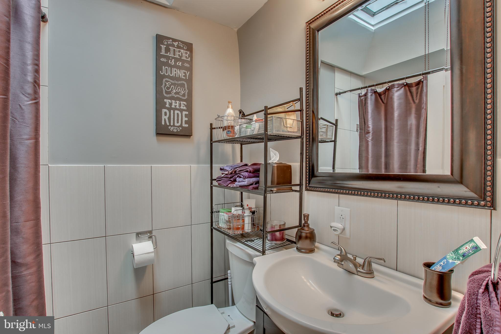 1369 Farrington Road Philadelphia, PA 19151 - Photo 14 of 22 Gallery Image 14