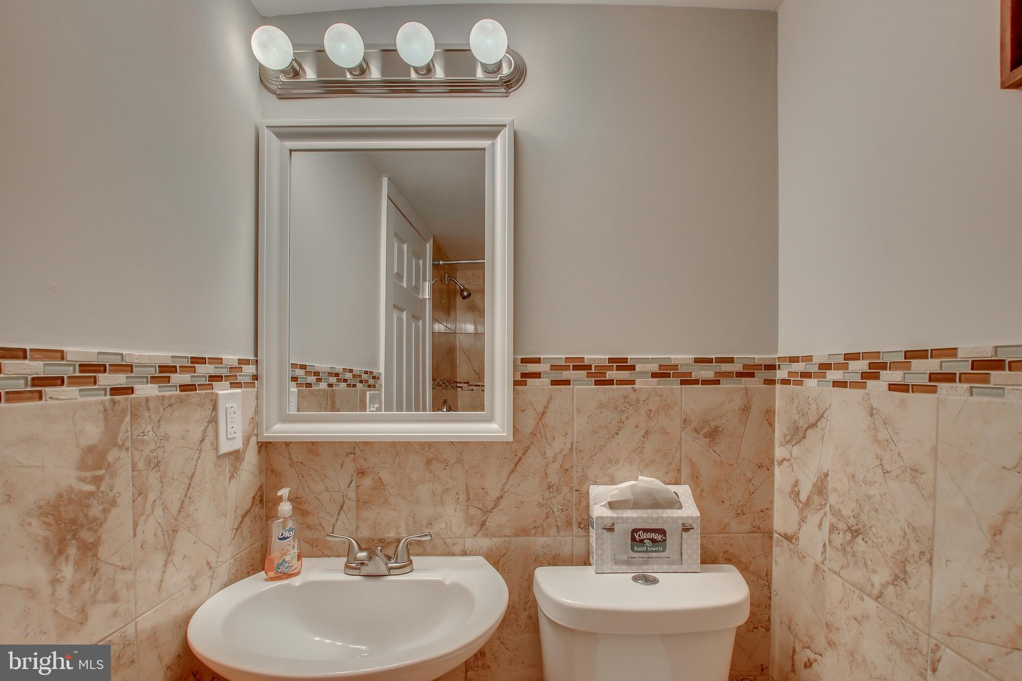 1369 Farrington Road Philadelphia, PA 19151 - Photo 19 of 22 Gallery Image 19