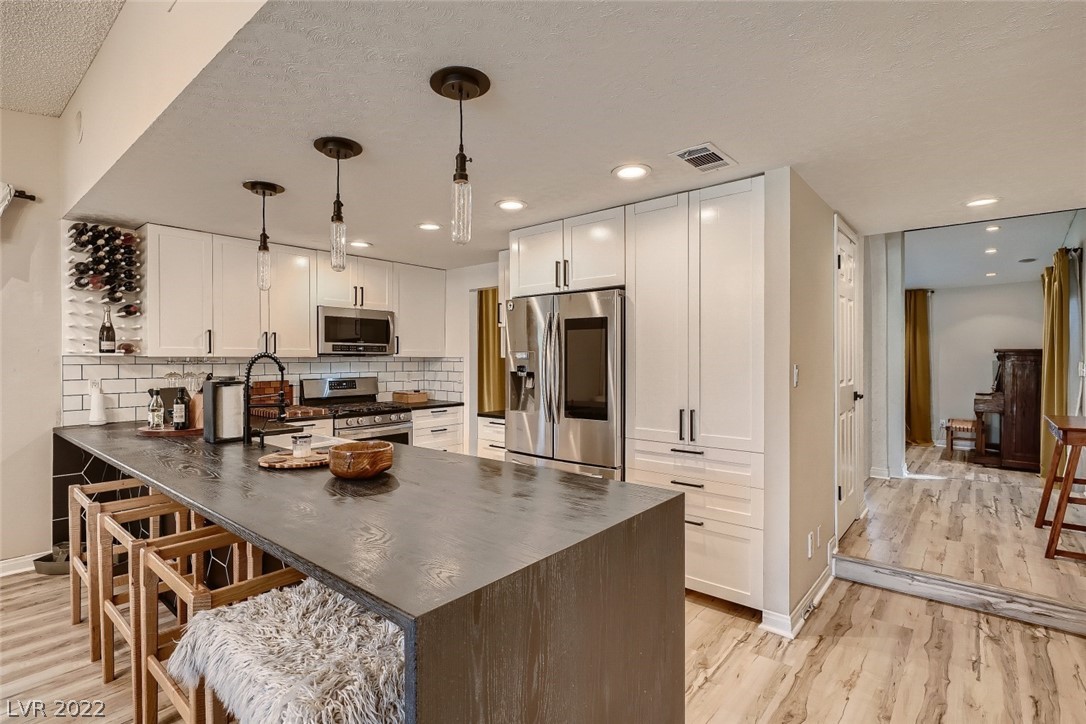 3170 Mountain Spring Road Las Vegas, NV 89146 - Photo 13 of 27