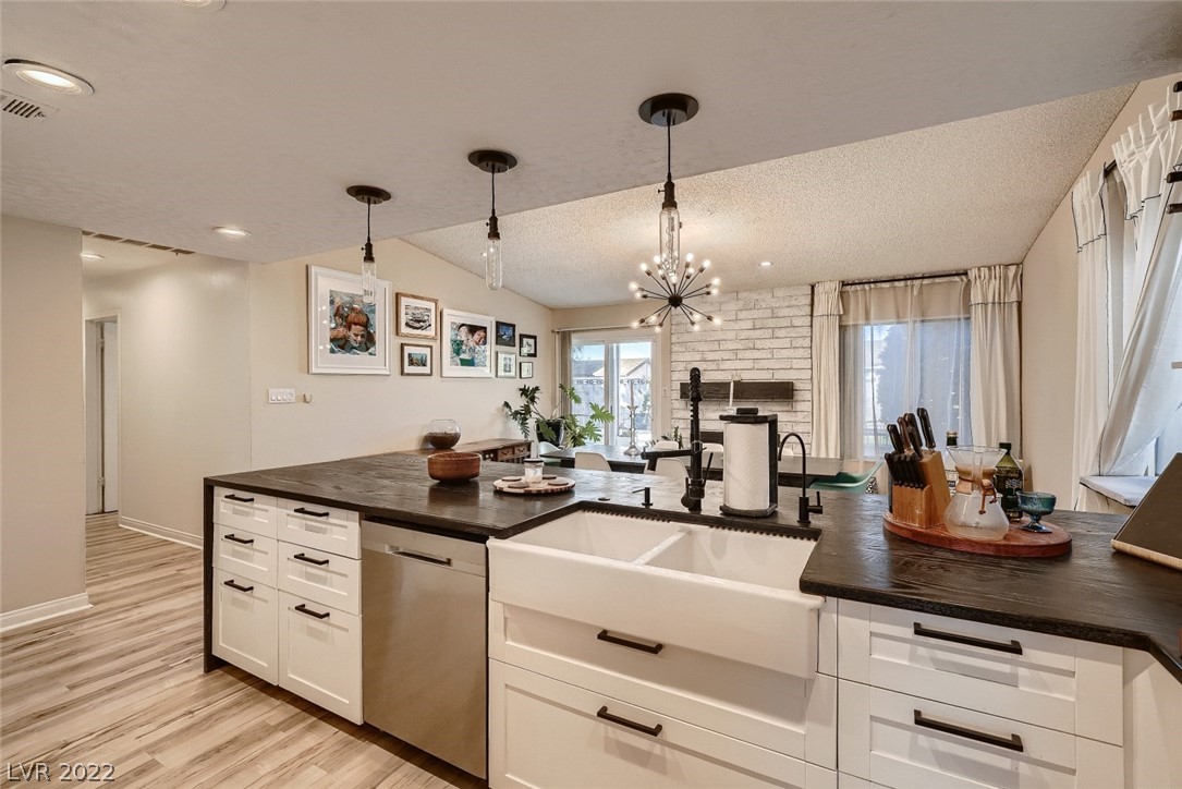 3170 Mountain Spring Road Las Vegas, NV 89146 - Photo 16 of 27