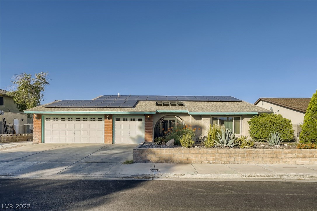 3170 Mountain Spring Road Las Vegas, NV 89146 - Photo 5 of 27