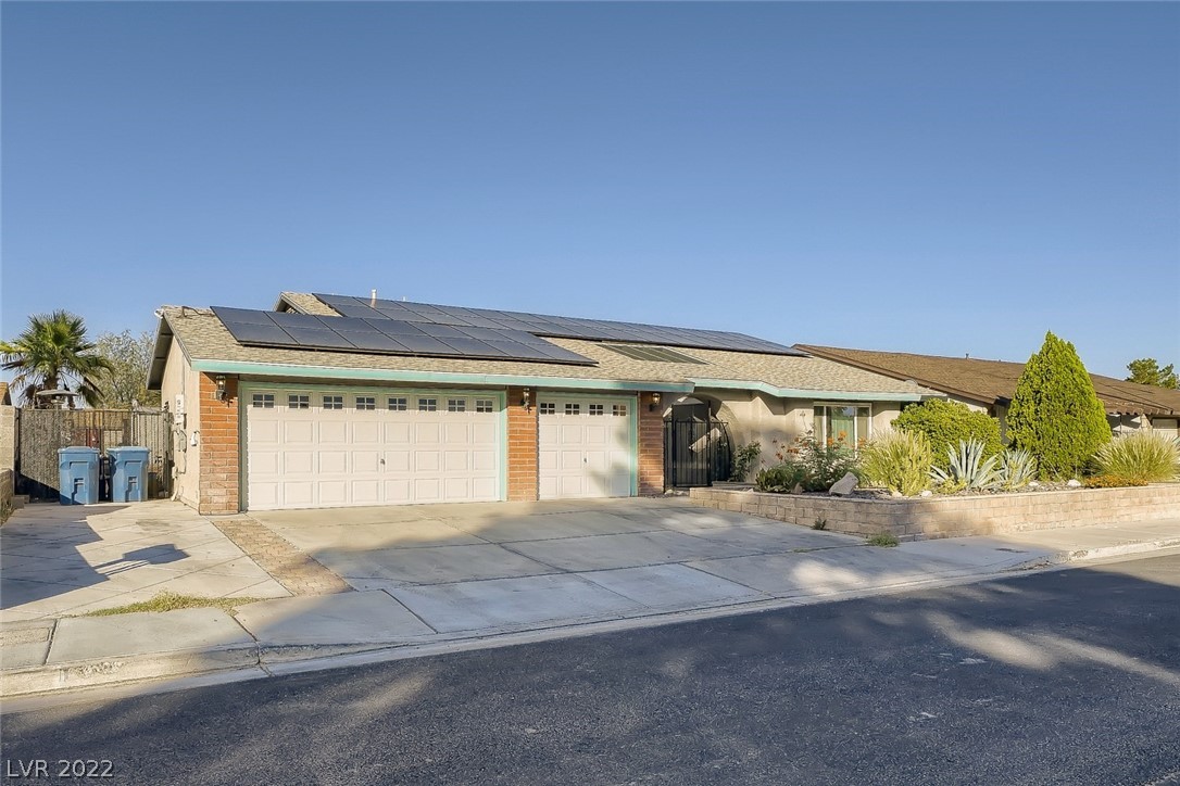 3170 Mountain Spring Road Las Vegas, NV 89146 - Photo 6 of 27