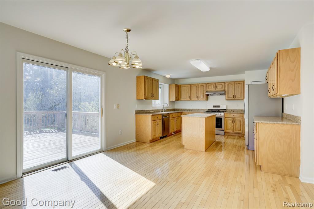 3526 Inverness Drive Rochester, MI 48306 - Photo 24 of 82